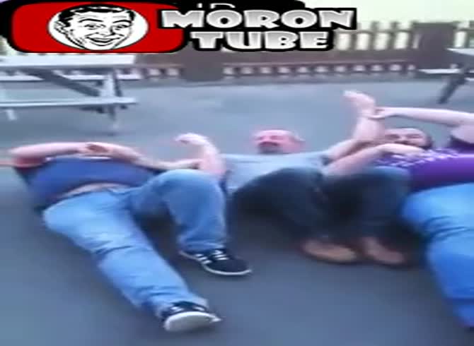 Video :At this swingers party, everyone fucks everyone